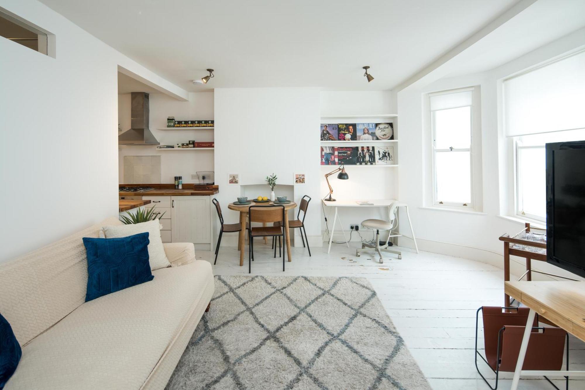 Charming 2-Bed Flat In The Heart Of Nottinghill - Steps From Portobello Rd Market And Nottinghill Bookshop Apartment Londra Exterior foto